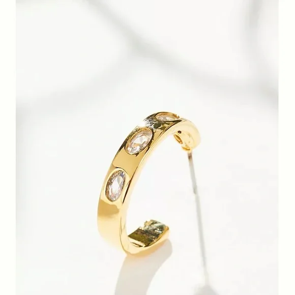 NWT Stone Huggie hoop earrings - Picture 2 of 6